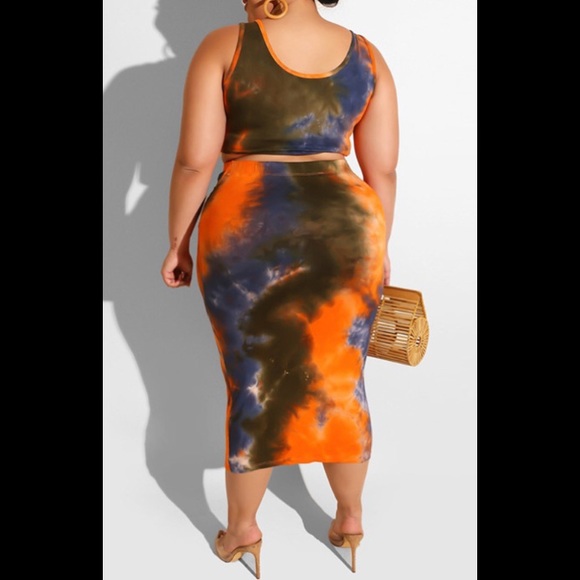 Tie-Dye Two Piece Skirt Set - Picture 2 of 4